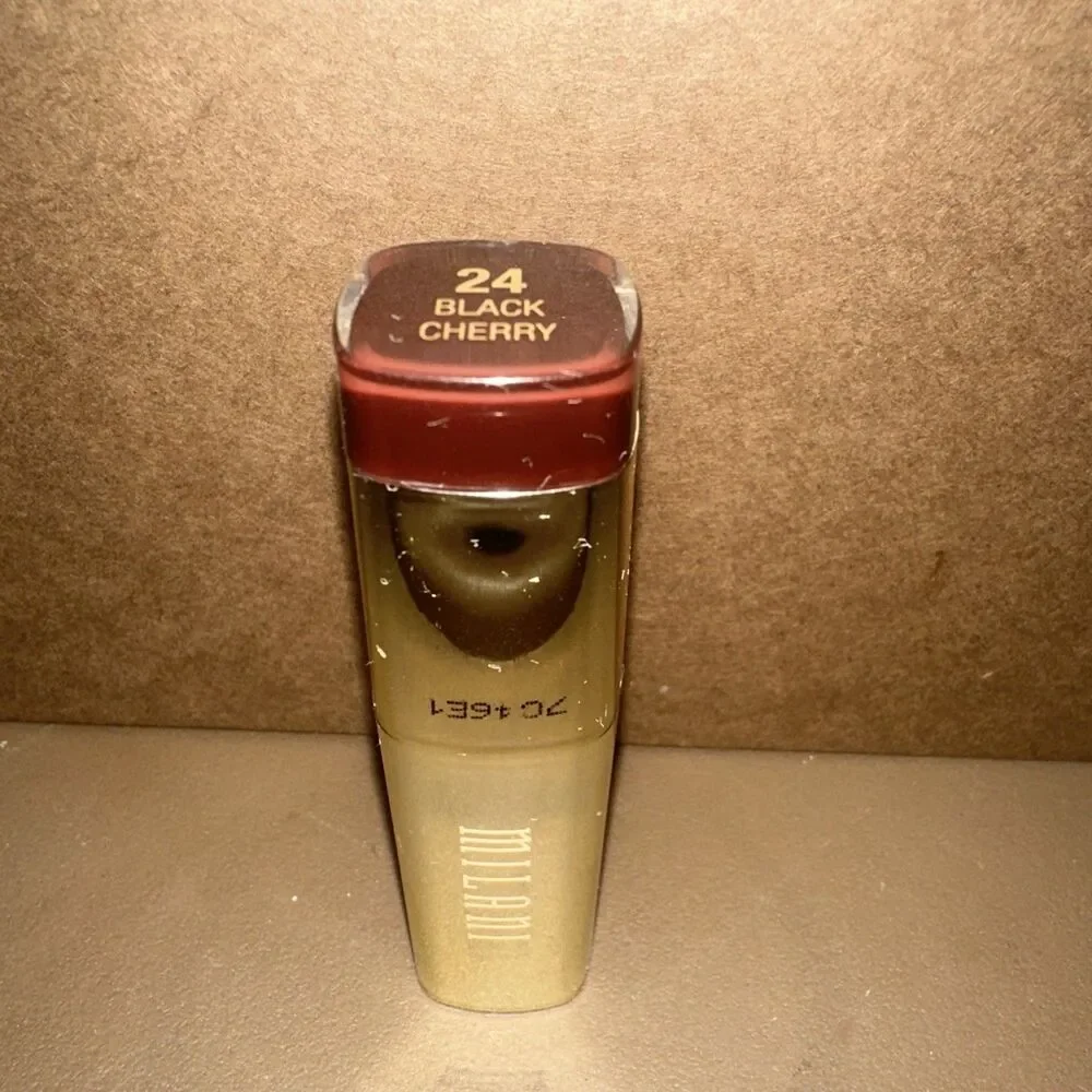 Milani Color Statement Lipstick 24 BLACK CHERRY, vampy goth lip